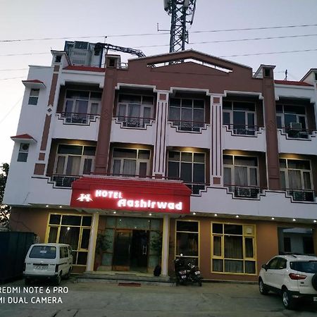 Aashirwad Hotel Katra  Dış mekan fotoğraf