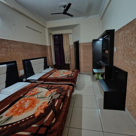Aashirwad Hotel Katra  Dış mekan fotoğraf