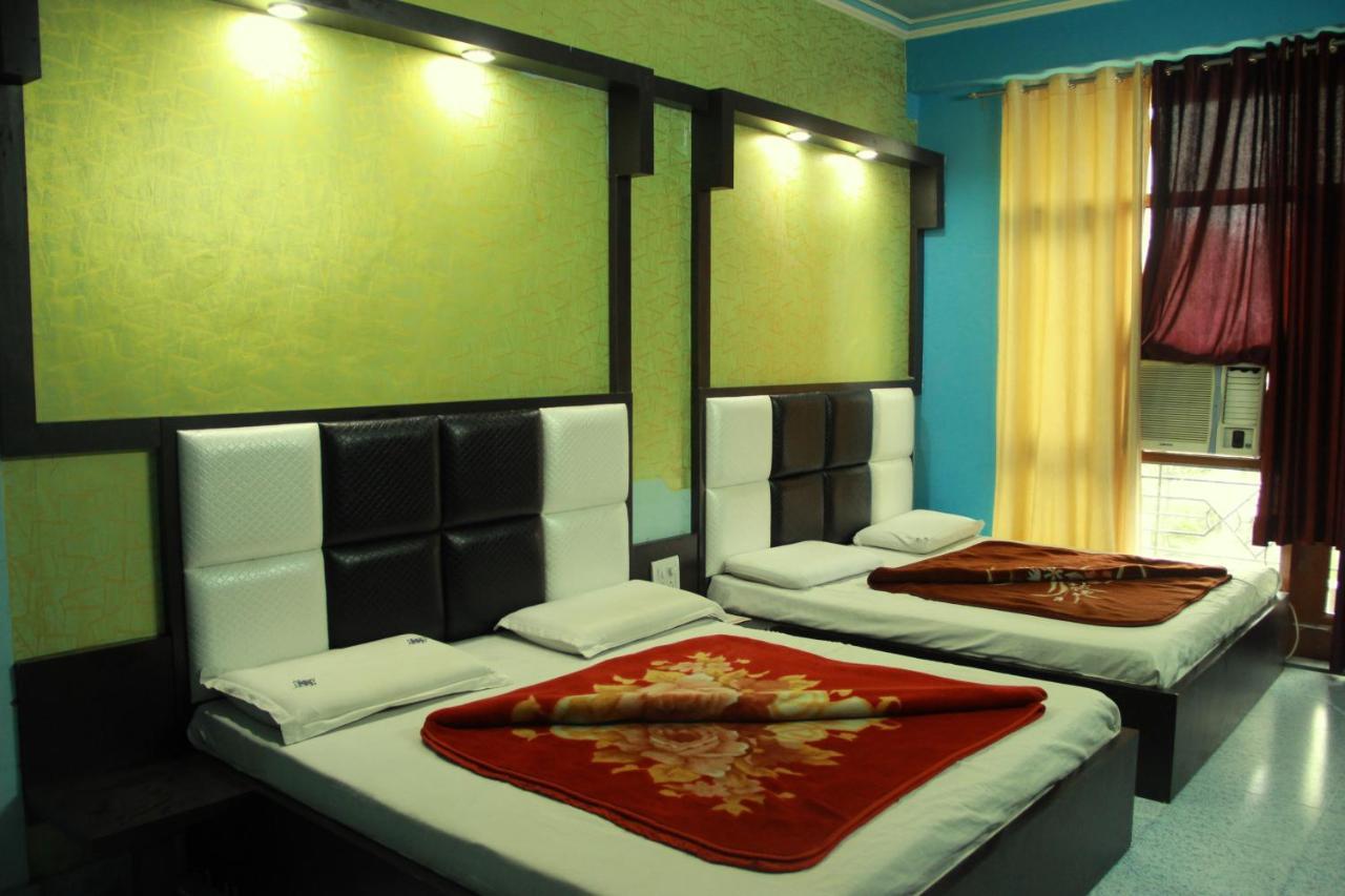 Aashirwad Hotel Katra  Dış mekan fotoğraf